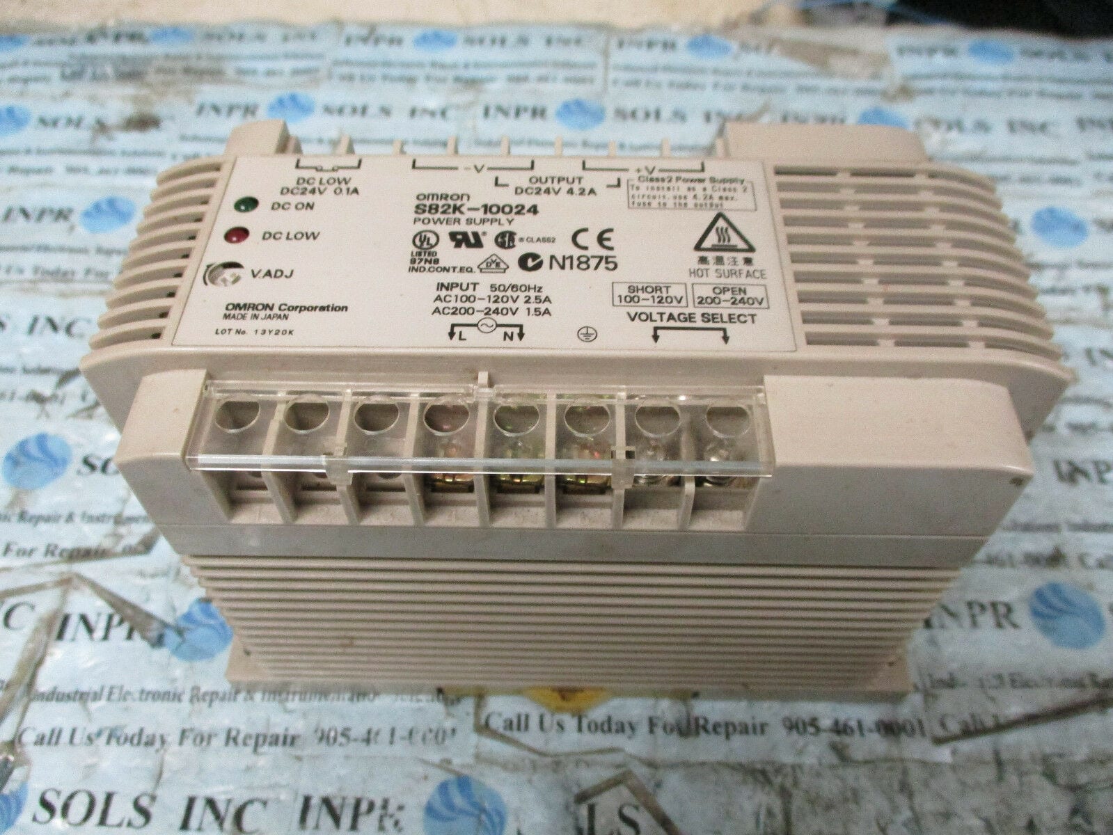 OMRON S82K-10024T 24 VDC 4.2 Amp Power Supply 